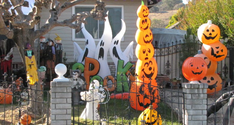 Halloween houses in Novato 013